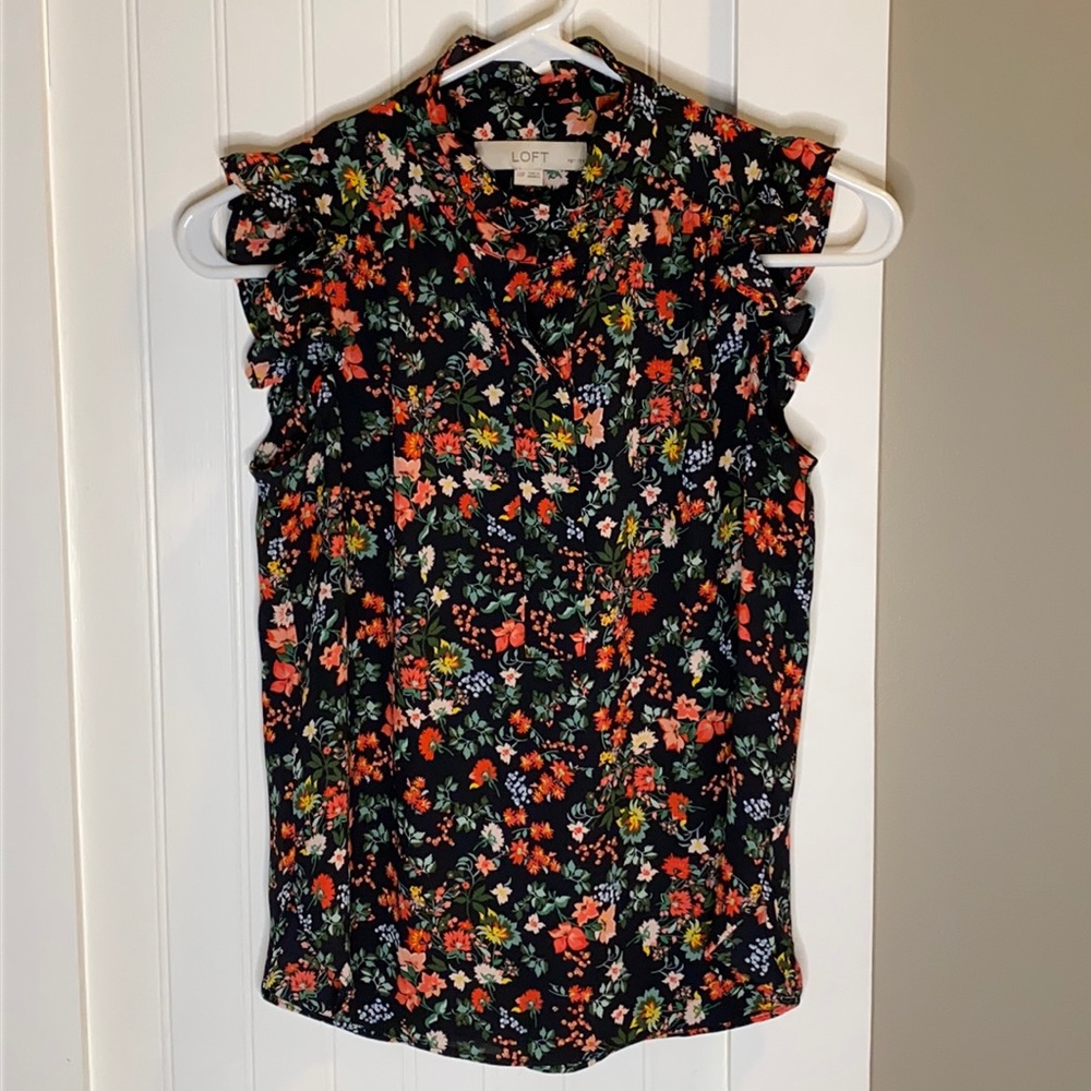 Flutter-Sleeve Shell Top